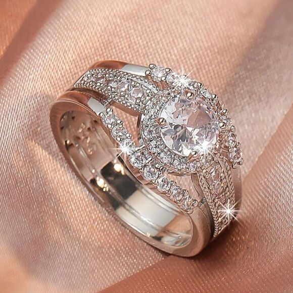 💎 Travel Bridal Set | Round Center Stone, Micro Pavé Band - Picture 1 of 7